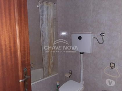 Casas a venda - Fotos para Gondomar-T3 na zona das Cavadas - Rio Tinto (RT 02084)