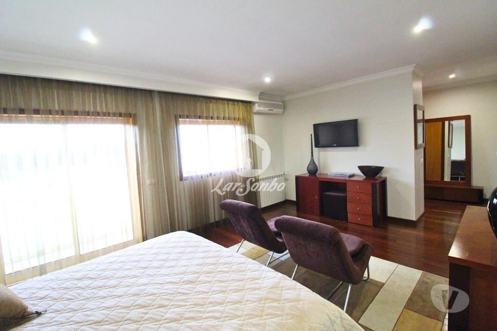Apartamentos a venda Fafe - Fotos para Fafe-Moradia T4 Individual com piscina em Fafe (265-M-01412)