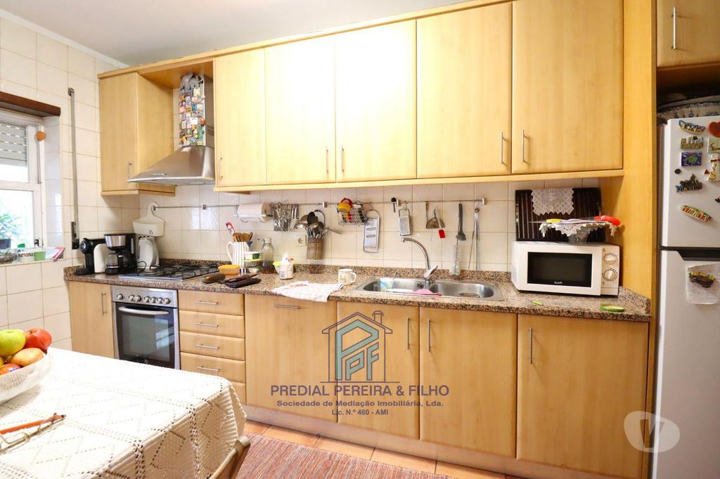 Apartamentos a venda Gondomar - Fotos para Gondomar-Moradia T4 - Rio Tinto S. Caetano (MO1276)