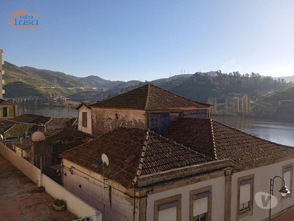 Comprar Loja Peso da Régua - Fotos para Prédio para venda em Peso da Régua com vistas rio Douro