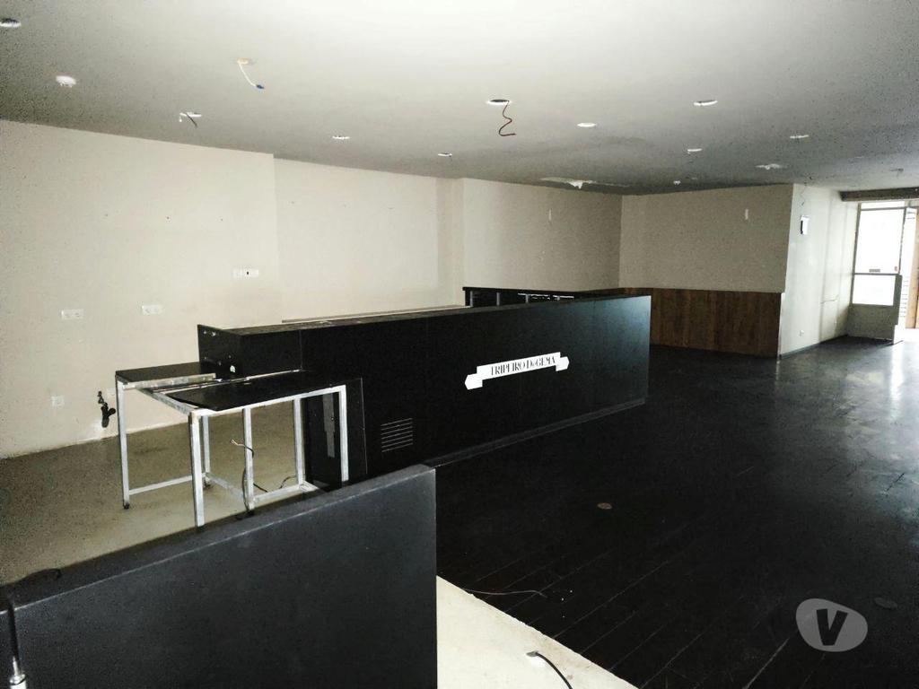 Comprar Loja Porto - Fotos para Loja na Foz, com 242m2 - Para comércio ou restauração