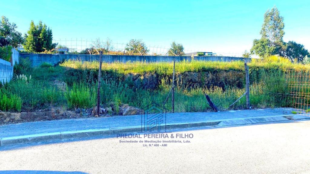 Terrenos Gondomar - Fotos para Lote Terreno p Construção em altura - Baguim Monte Centro