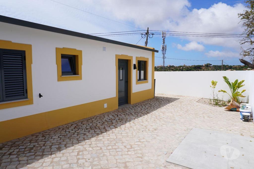 Apartamentos a venda Albufeira - Fotos para Albufeira-Moradia remodelada com 2620m2 de terreno (ALBF 00003)