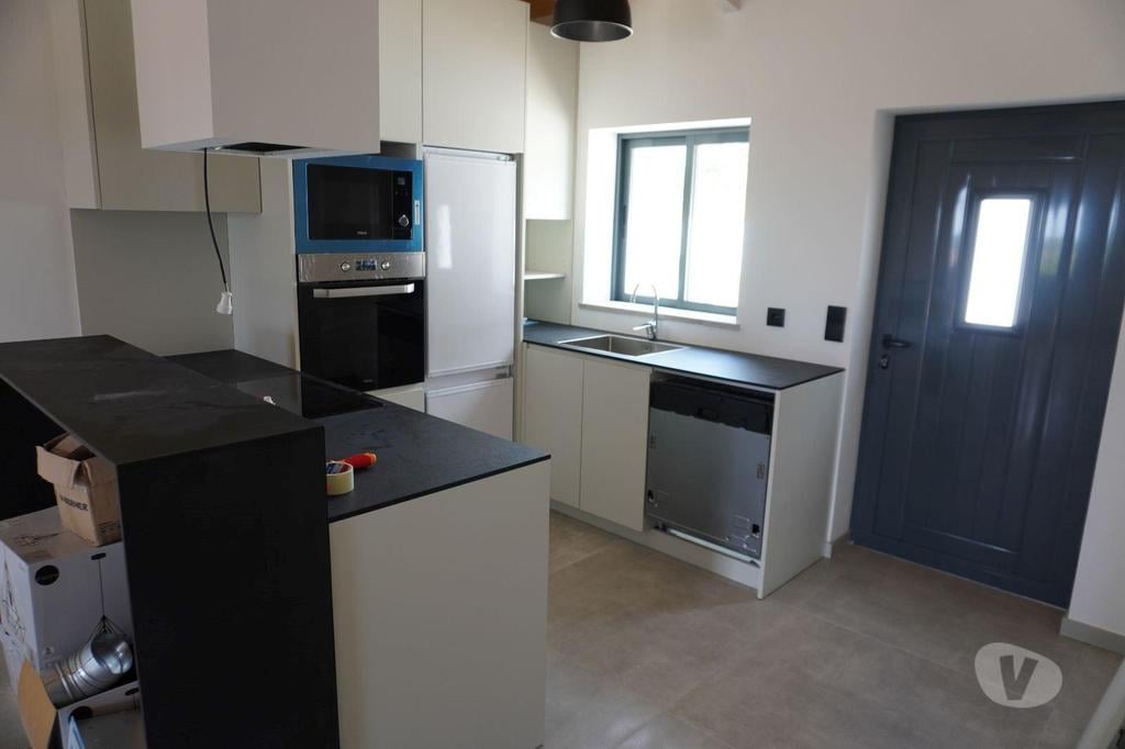 Apartamentos a venda Albufeira - Fotos para Albufeira-Moradia remodelada com 2620m2 de terreno (ALBF 00003)