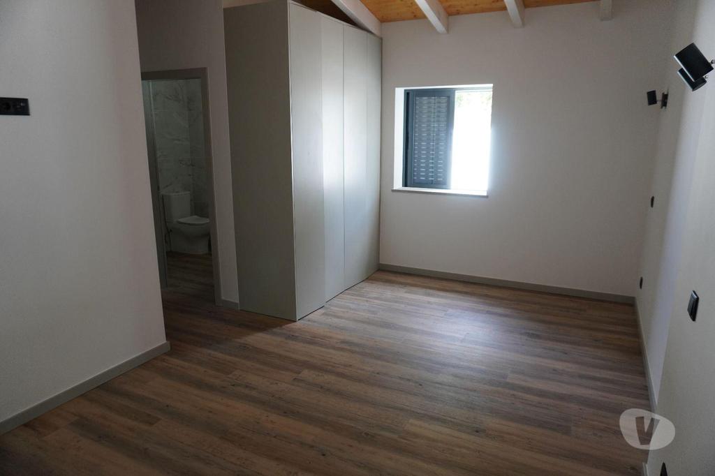 Apartamentos a venda Albufeira - Fotos para Albufeira-Moradia remodelada com 2620m2 de terreno (ALBF 00003)