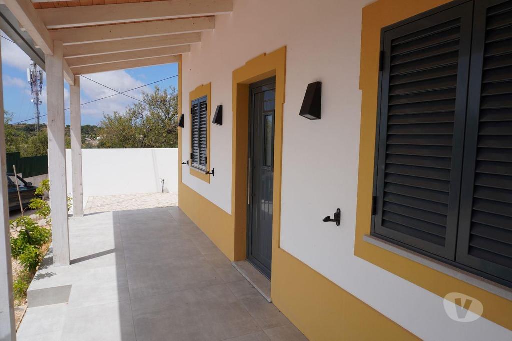 Apartamentos a venda Albufeira - Fotos para Albufeira-Moradia remodelada com 2620m2 de terreno (ALBF 00003)