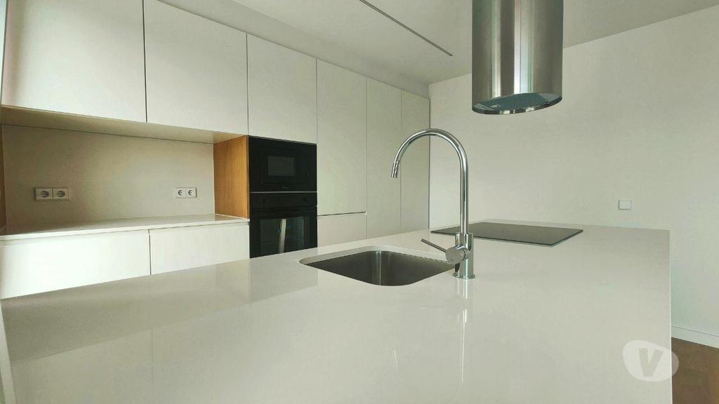 Apartamentos a venda Porto - Fotos para Magnífica Penthouse T3 com 2 Terraços, 2 L. Garagem, zona