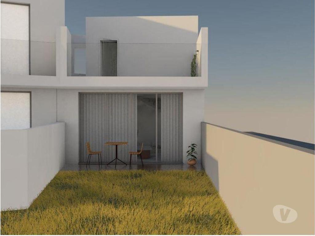 Apartamentos a venda Matosinhos - Fotos para Moradia para Reabilitar com jardim no centro S. Mamede Infesta