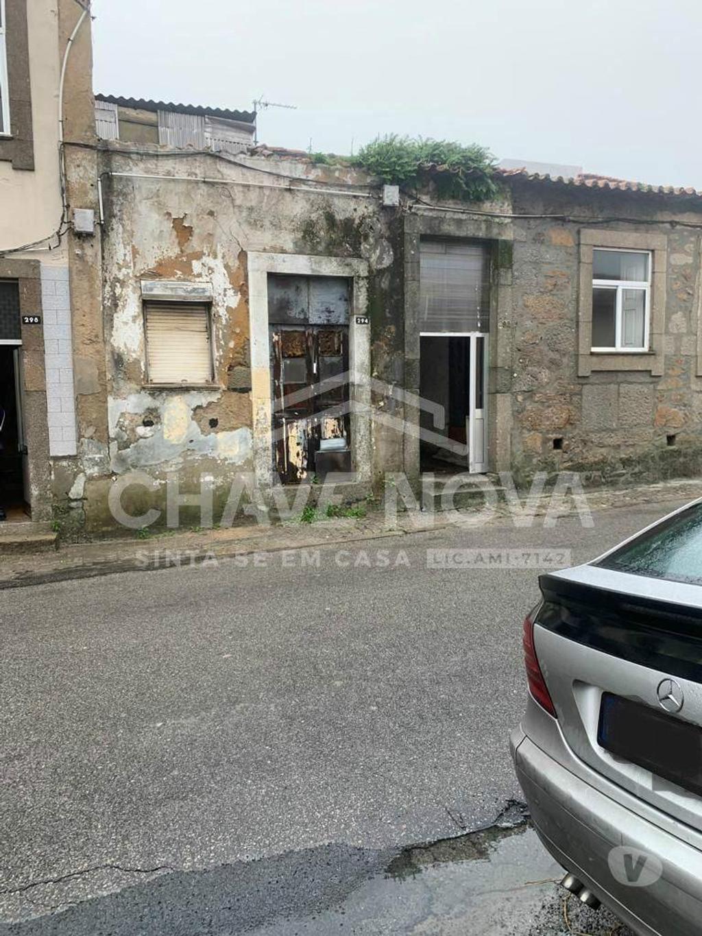 Apartamentos a venda Vila Nova de Gaia - Fotos para Vila-nova-de-gaia-Casa rústica para remodelar (OD 02301)