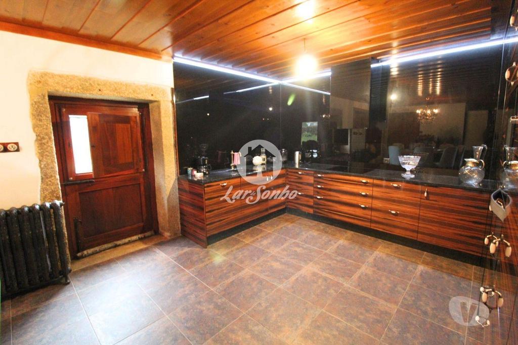 Apartamentos a venda Barcelos - Fotos para Barcelos-Moradia em Pedra em Barcelos (265-M-01420)