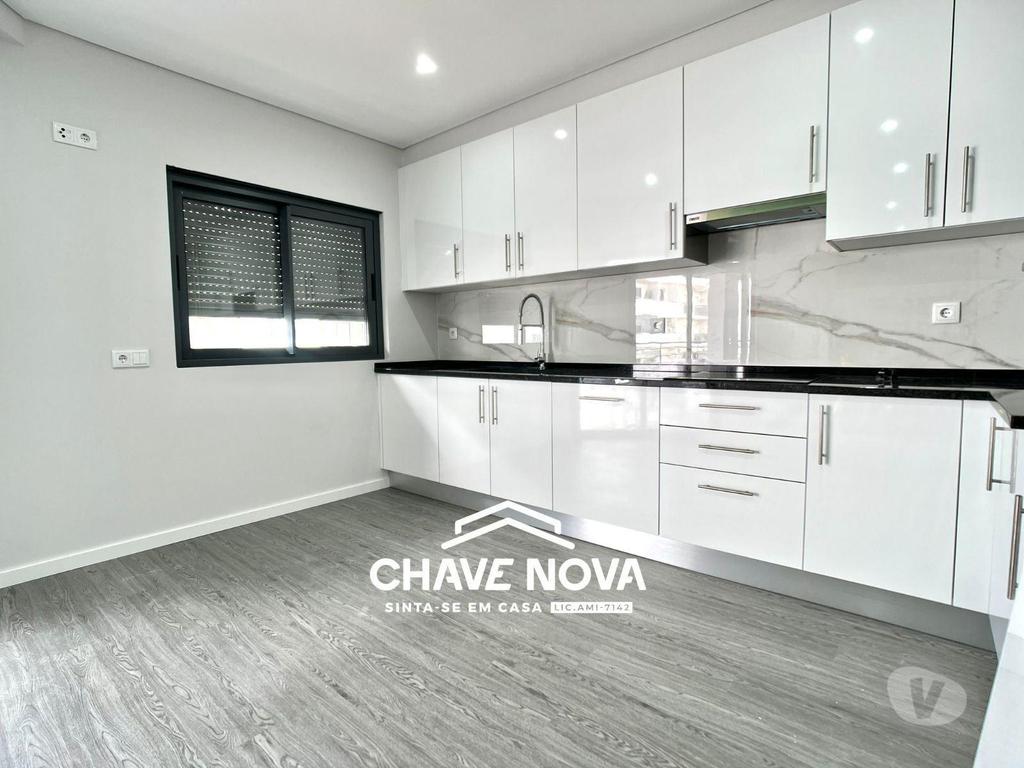 Apartamentos a venda Olhão - Fotos para Olhao-Apartamento T1 Moderno em Olhão (VLM 00179)