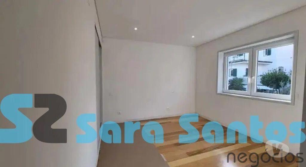 Apartamentos a venda Vila Nova de Gaia - Fotos para Moradia T4 Renovado junto RTP-Vila Nova Gaia (SS0613)