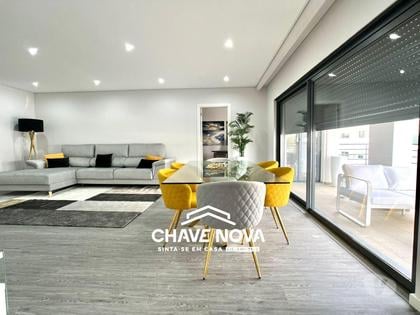 Casas a venda - Fotos para Olhao-Apartamento T1 Moderno em Olhão (VLM 00178)