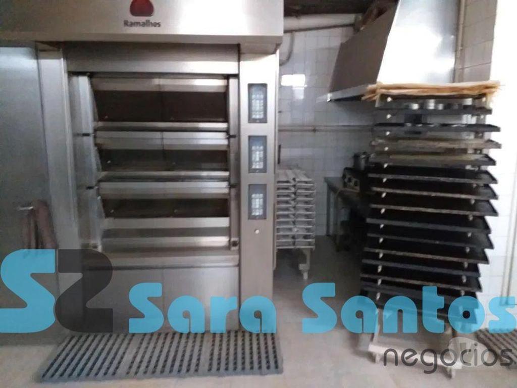 Comprar Loja Vila Nova de Gaia - Fotos para Trespasse de Pão Quente todo Equipado- Vila Nova Gaia