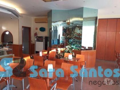 Venda Loja - Fotos para Trespasse de Pão Quente todo Equipado- Vila Nova Gaia