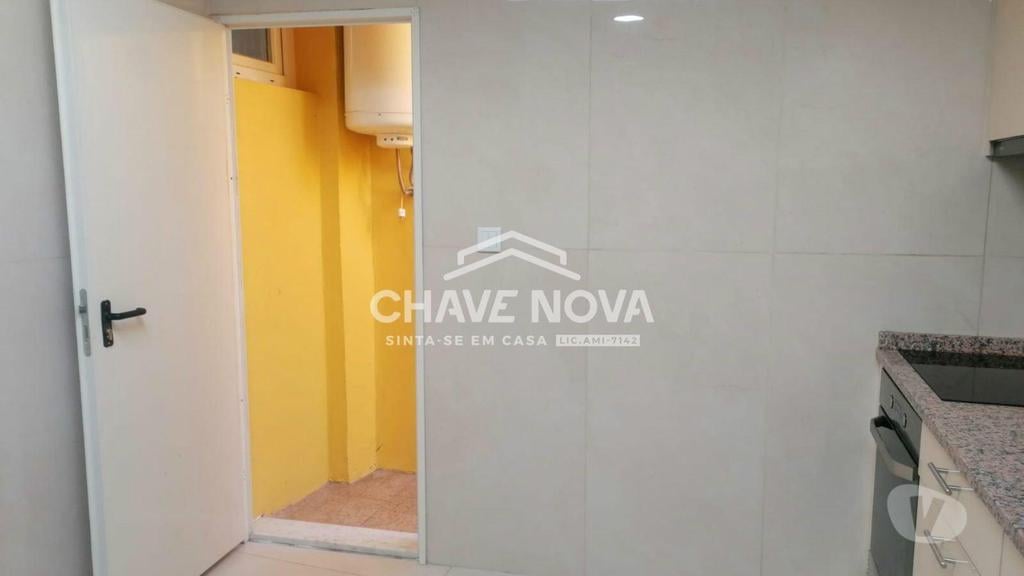 Apartamentos a venda Porto - Fotos para Moradia Térrea T3. Com jardim e terraço. S. Roque. Porto