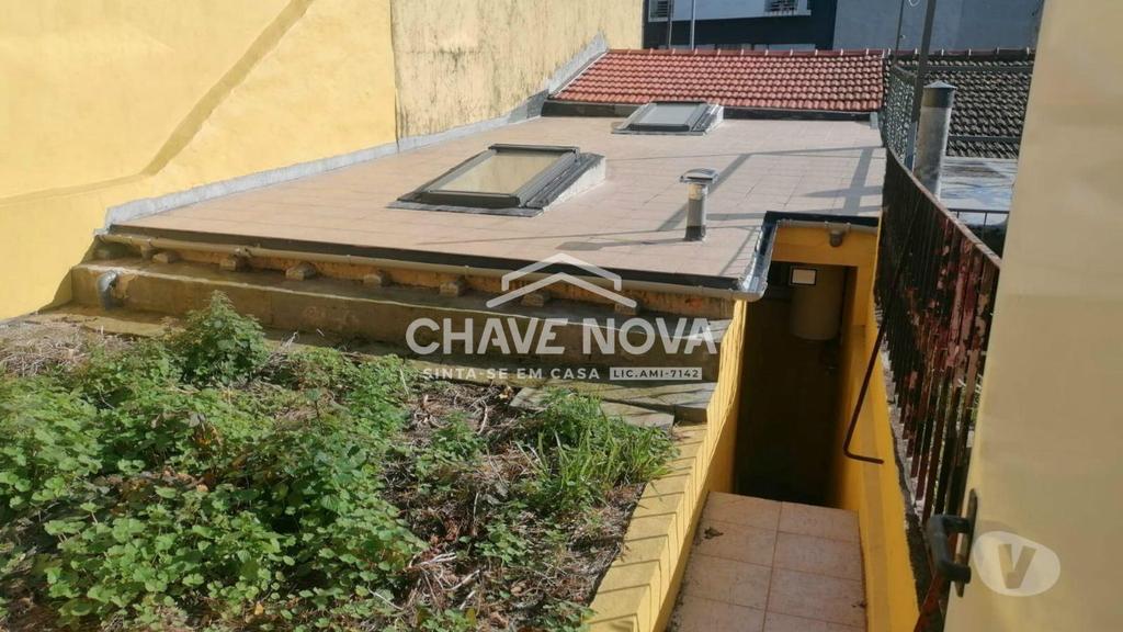 Apartamentos a venda Porto - Fotos para Moradia Térrea T3. Com jardim e terraço. S. Roque. Porto