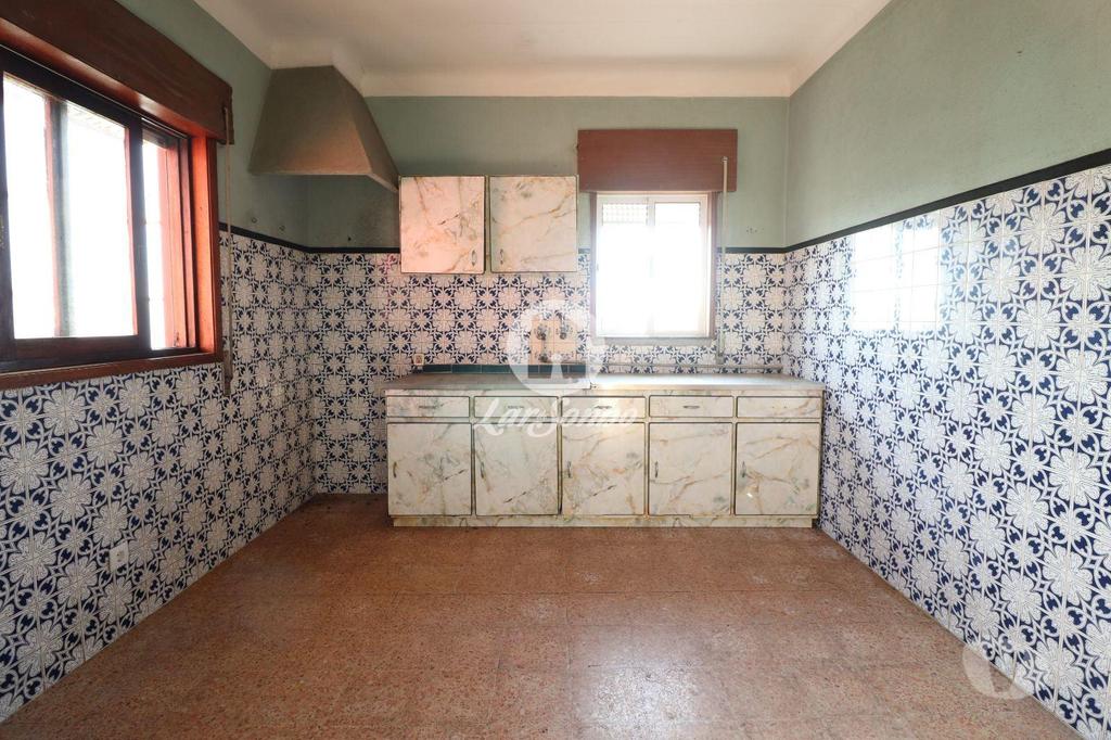 Apartamentos a venda Vila Nova de Gaia - Fotos para Moradia Senhorial T6 - Madalena - Porto (259-M-00170)