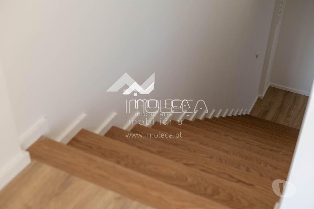 Apartamentos a venda Matosinhos - Fotos para Matosinhos-T3+1 DUPLEX NOVO em Leça da Palmeira (A 01847)