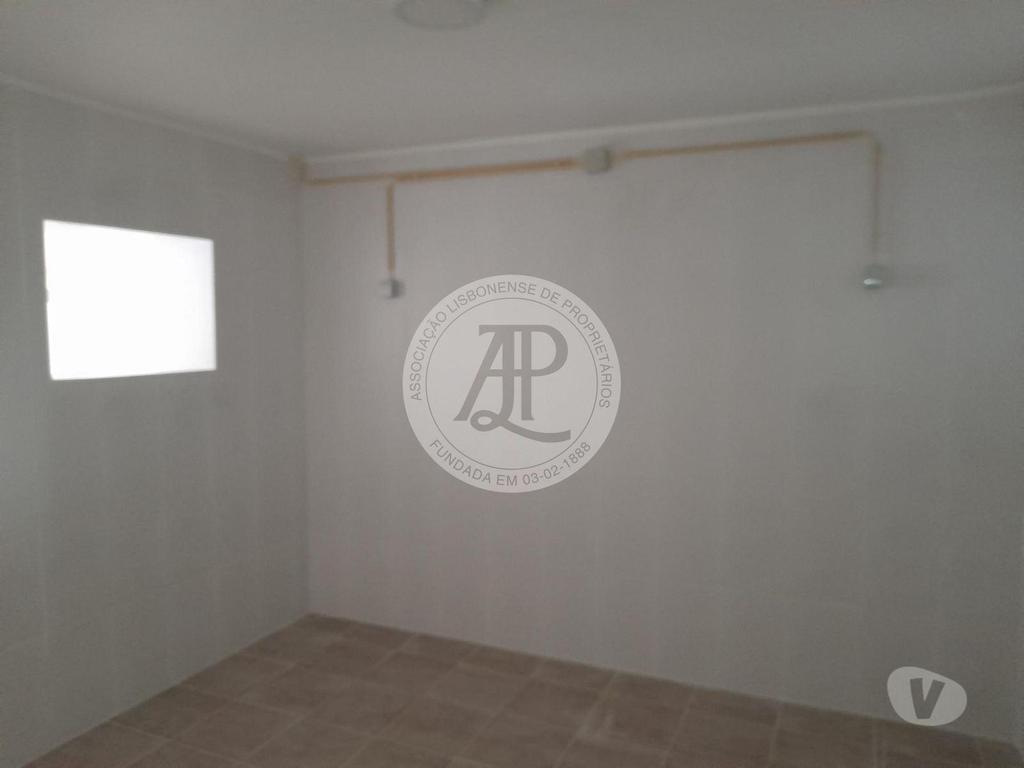 Comprar Loja Loures - Fotos para R OLIVENÇA 12 LOJA