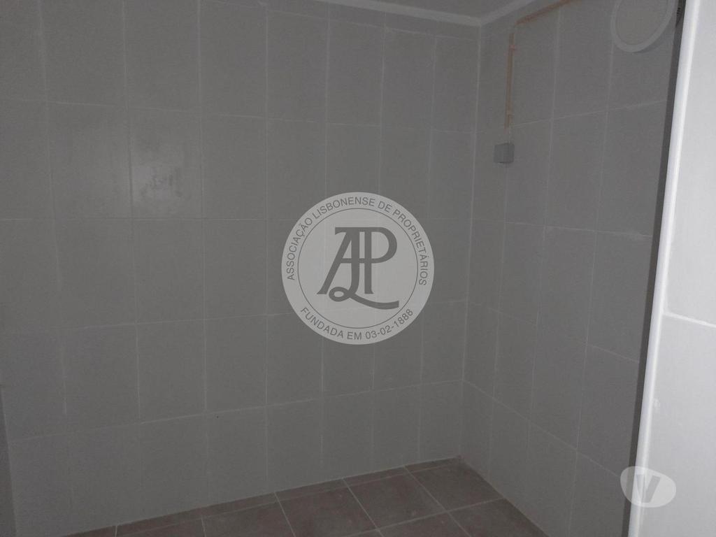 Comprar Loja Loures - Fotos para R OLIVENÇA 12 LOJA