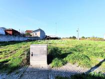 Lote de terreno p construção de Moradia em Banda de dois pisos