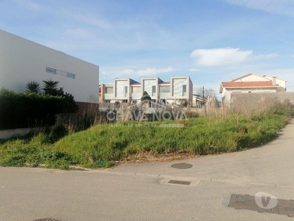Terrenos Vila Nova de Gaia - Fotos para Lote para Moradia Isolada ou 2 Moradias Geminadas na Madalena