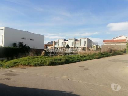 Terrenos a venda - Fotos para Lote para Moradia Isolada ou 2 Moradias Geminadas na Madalena