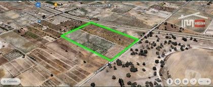 Terrenos e Quintas - Fotos para Palmela-Terreno com cerca de 33000m2 em Palmela (6-T-001030)