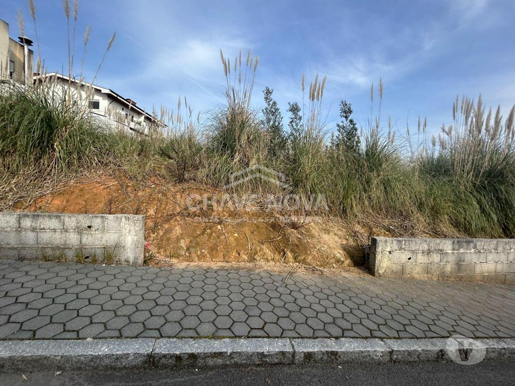 Terrenos Vila Nova de Gaia - Fotos para Vila-nova-de-gaia-Terreno para construção em Serzedo (MAD 01558)