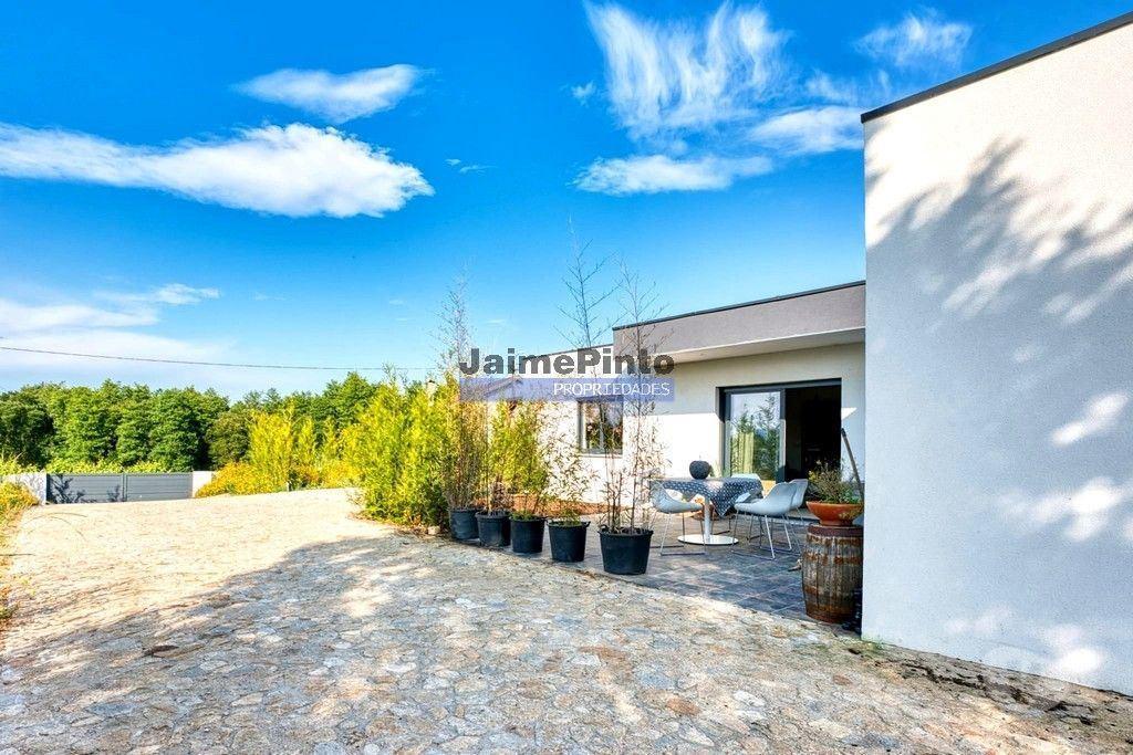 Apartamentos a venda Vila Nova de Cerveira - Fotos para Moradia térrea V3, nova. Portugal, Campos, V. N. Cerveira.