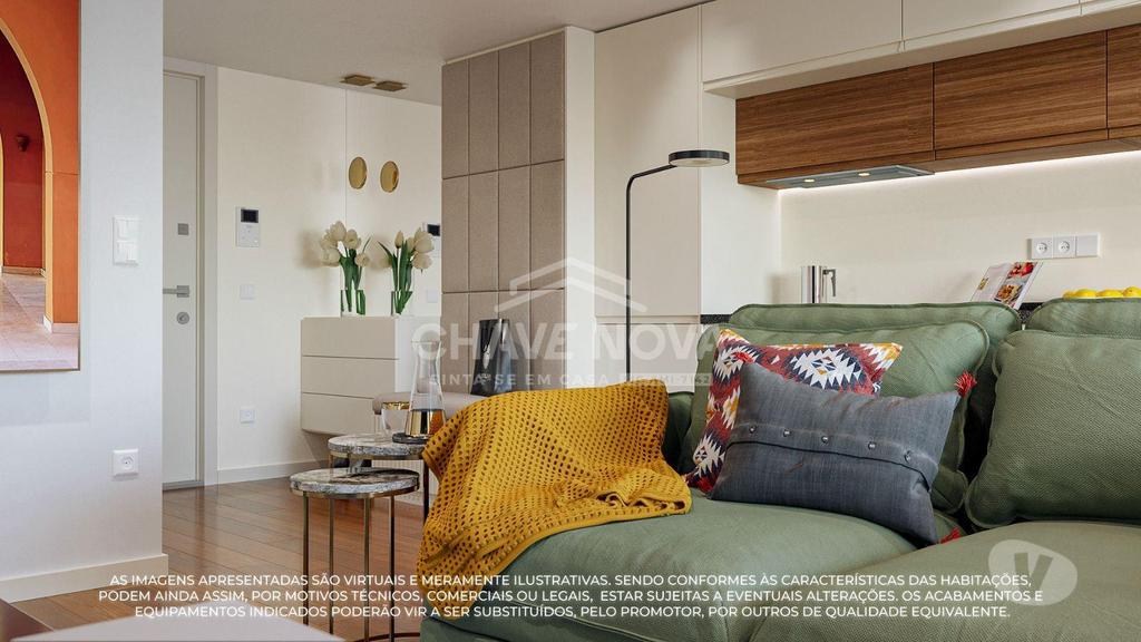 Apartamentos a venda Vila Nova de Gaia - Fotos para T1 Novo último piso com varanda lugar de garagem e arrumo