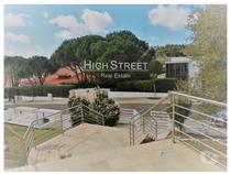 Sintra-Moradia de Luxo T4 em Belas (4273)