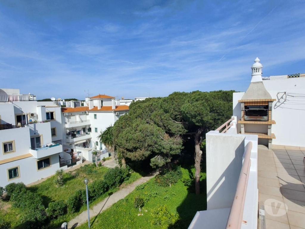 Imóveis para alugar Albufeira - Fotos para Apartamento para arrendar ao ano
