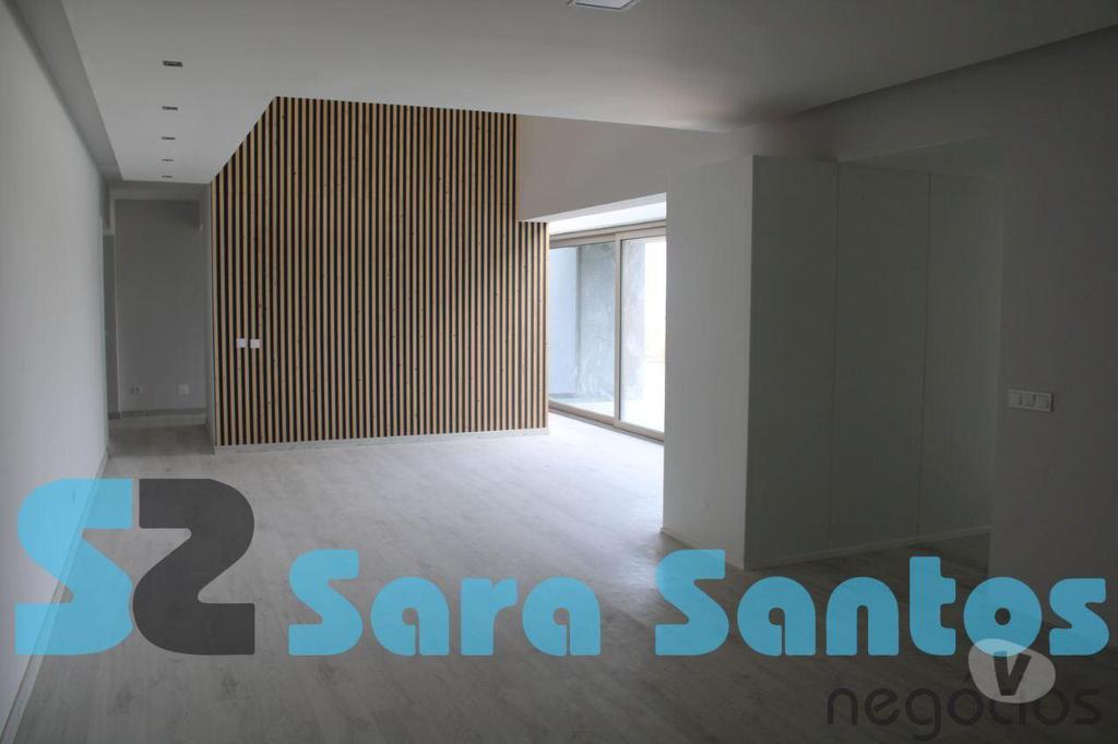 Apartamentos a venda Vila Nova de Gaia - Fotos para Moradia T3+1 Isolada Nova com Piscina junto N1- Gaia (SS0637)