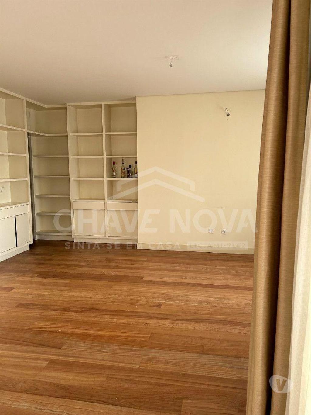 Apartamentos a venda Porto - Fotos para Porto-Apartamento T3 Foz do Douro (SXL 00094)