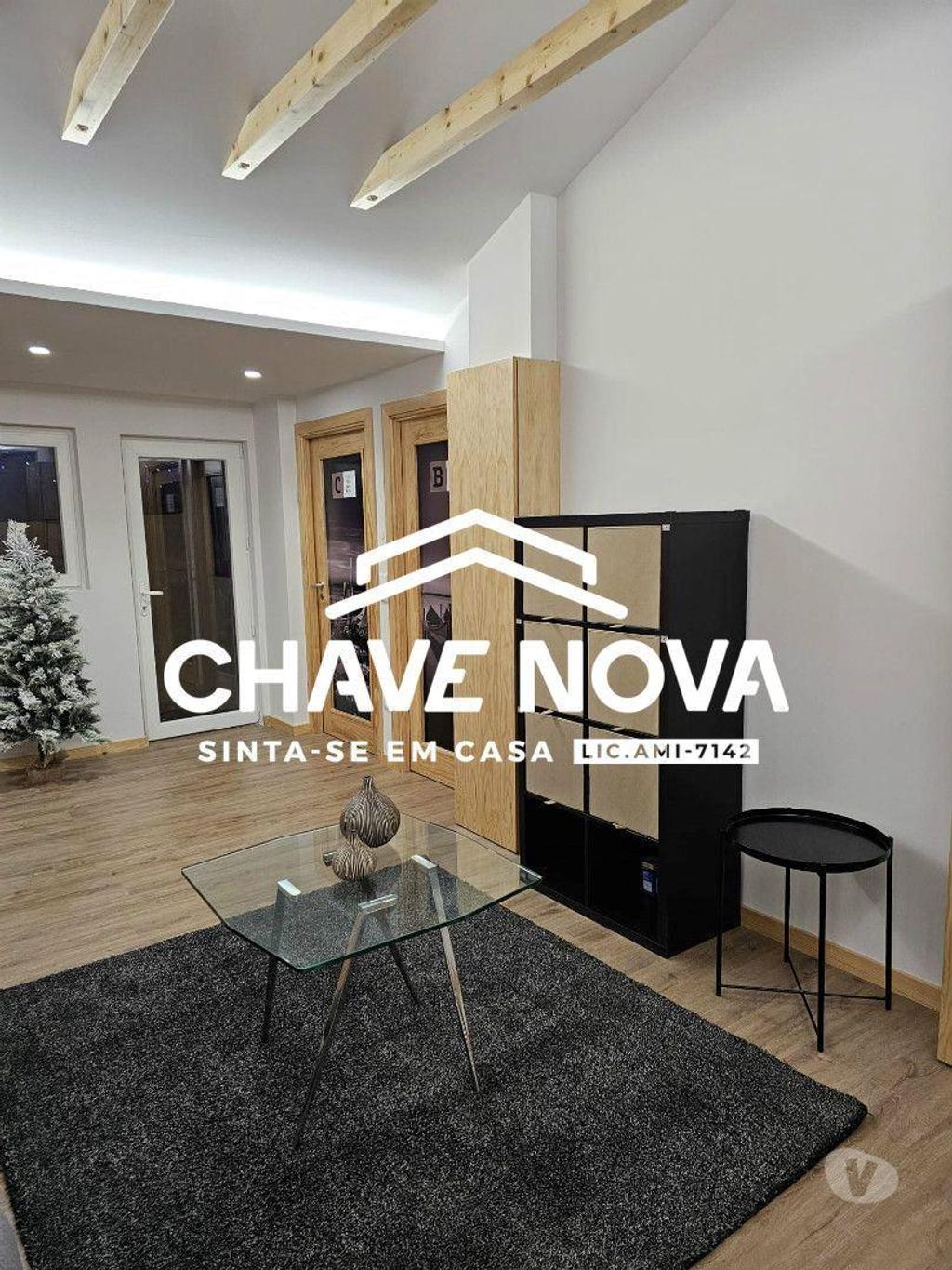 Apartamentos a venda Santa Maria da Feira - Fotos para Moradia com 6 T0s para investidores à venda em Mosteirô - Santa