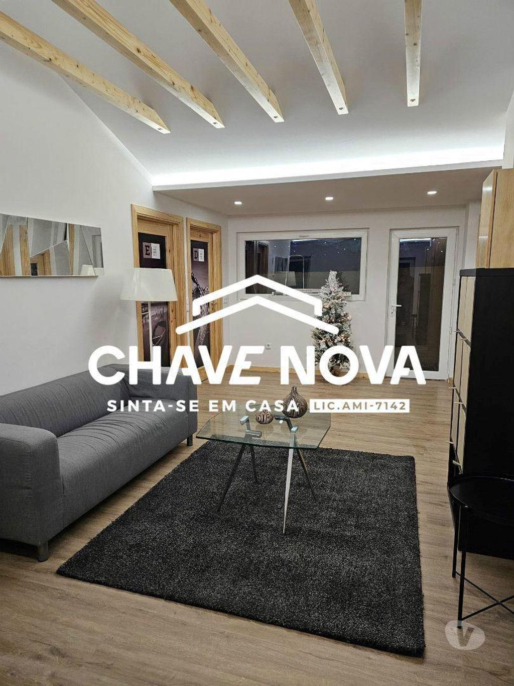 Apartamentos a venda Santa Maria da Feira - Fotos para Moradia com 6 T0s para investidores à venda em Mosteirô - Santa