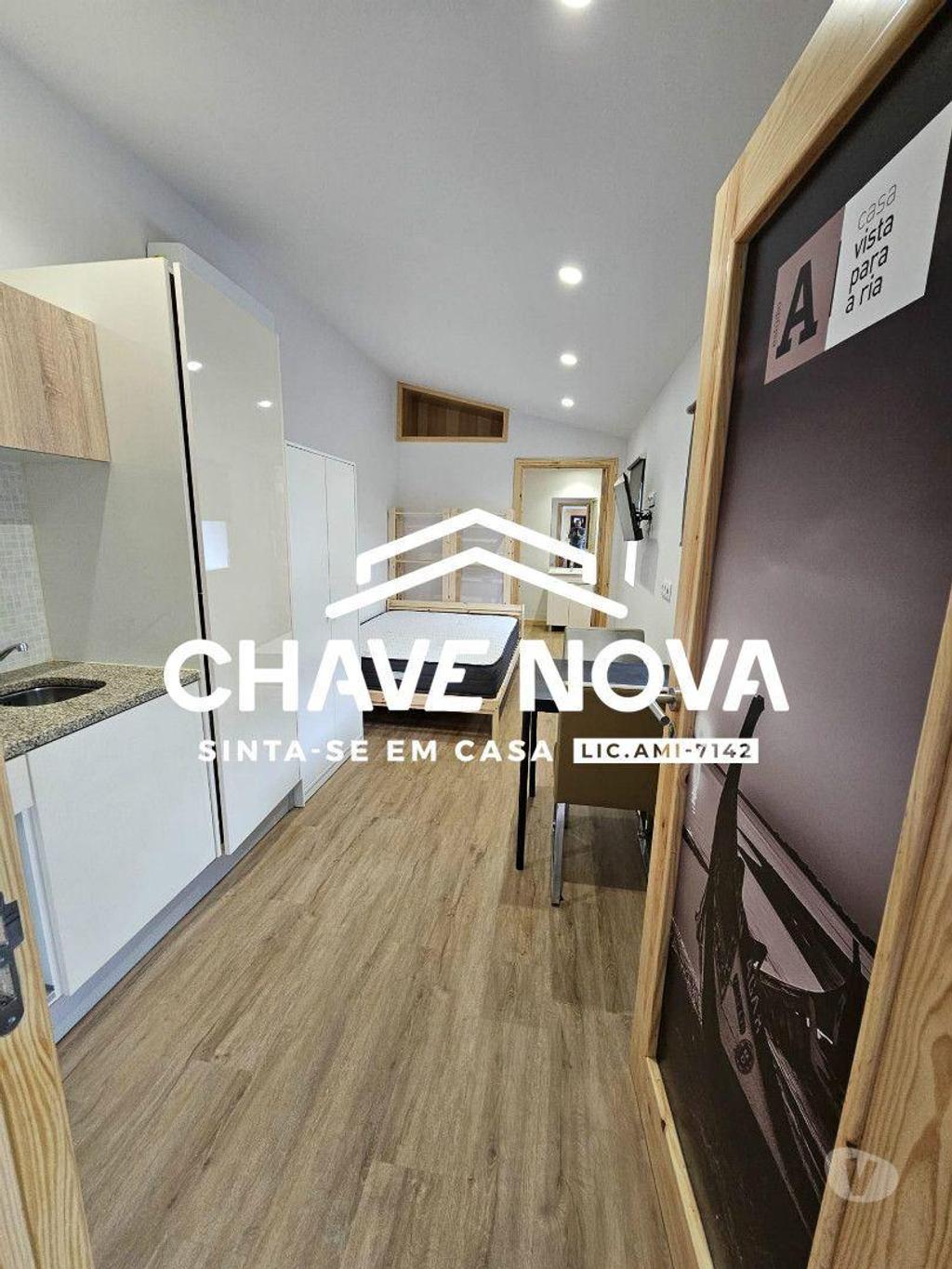Apartamentos a venda Santa Maria da Feira - Fotos para Moradia com 6 T0s para investidores à venda em Mosteirô - Santa