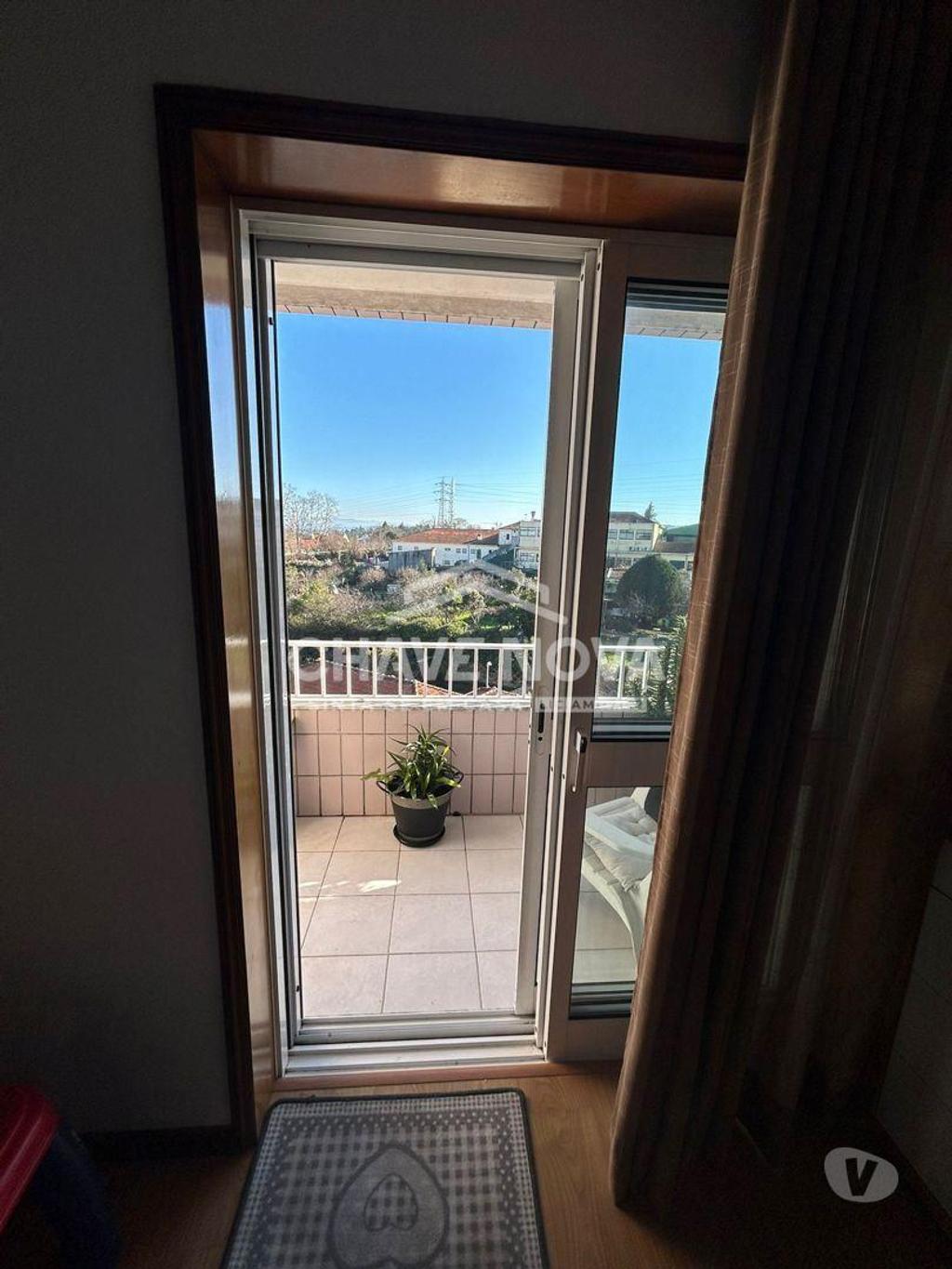 Apartamentos a venda Vila Nova de Gaia - Fotos para Excelente T 2+1 Com Vistas para Cidade do Porto (OD 02308)
