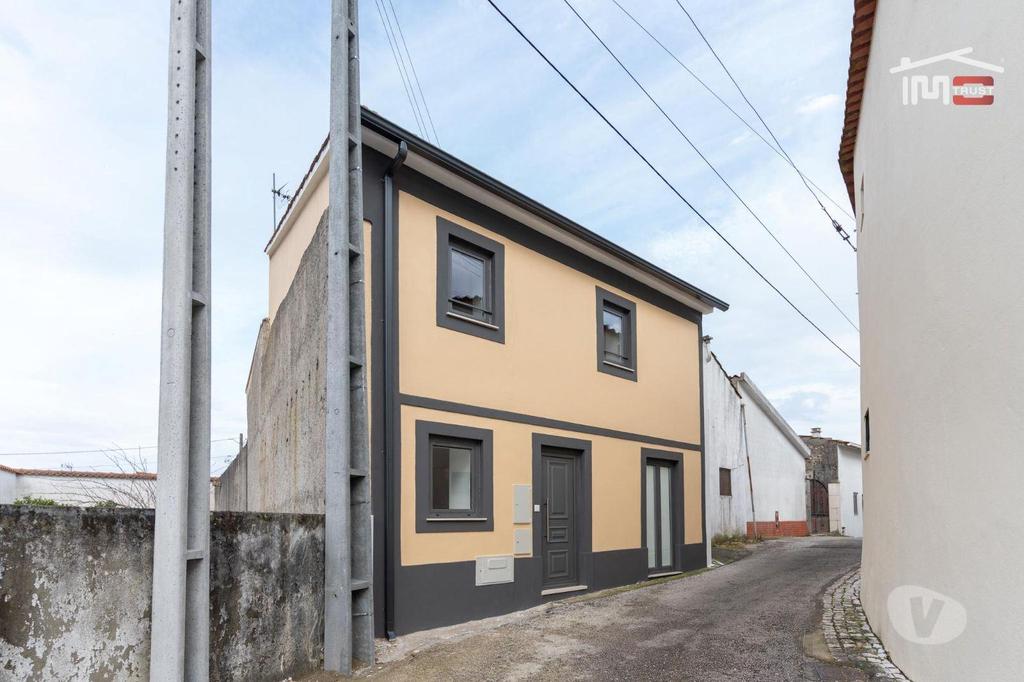 Apartamentos a venda Ourém - Fotos para Ourem-Moradia T3 Restaurada - Alburitel (1-M-000631)