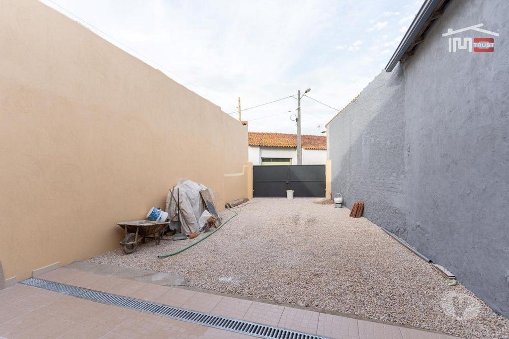Apartamentos a venda Ourém - Fotos para Ourem-Moradia T3 Restaurada - Alburitel (1-M-000631)