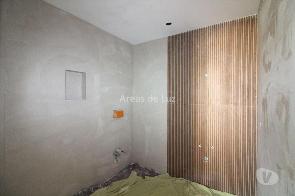 Apartamentos a venda Leiria - Fotos para Leiria-Moradia Nova T4+2 - Pousos (3489B 24)