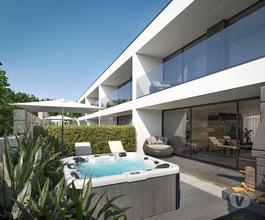 Apartamentos a venda Albufeira - Fotos para Albufeira-Fantásticas Moradias em construção (ALBF 00057)