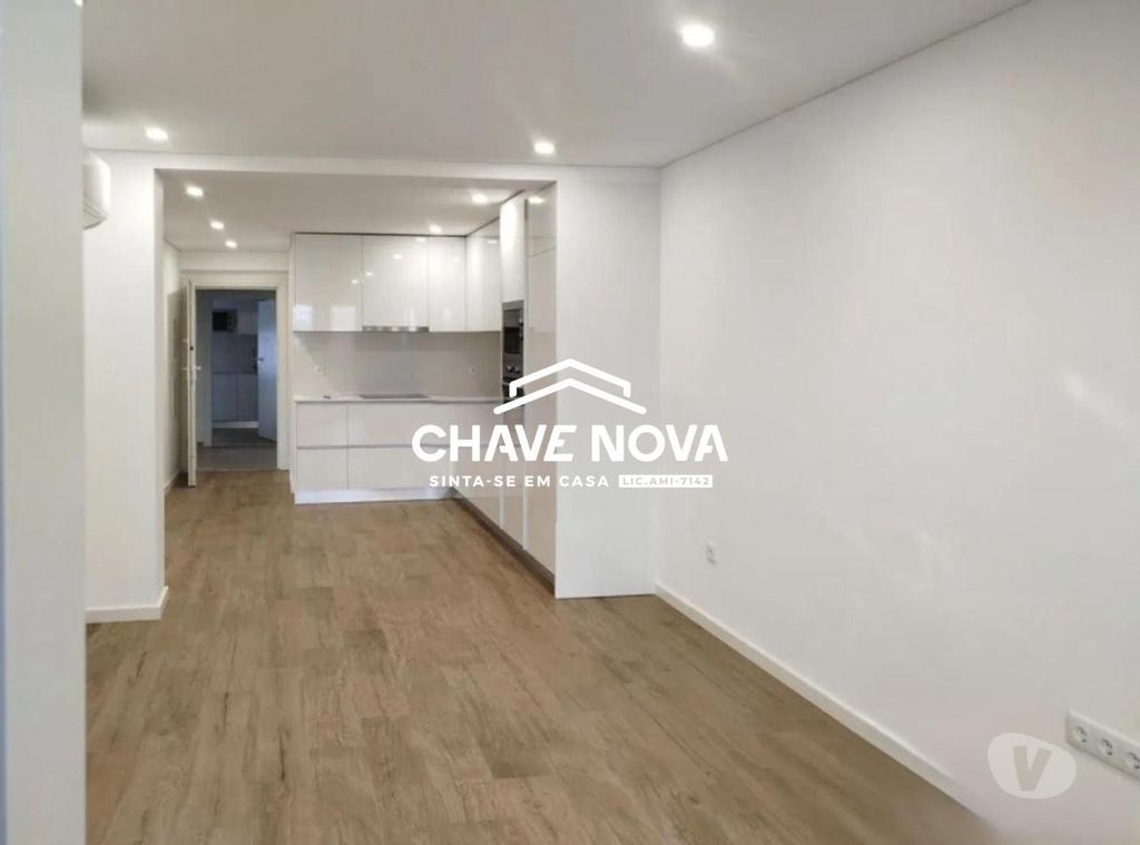 Apartamentos a venda Santa Maria da Feira - Fotos para Apartamento T1+1 Renovado em Paços de Brandão (SMF 02667)
