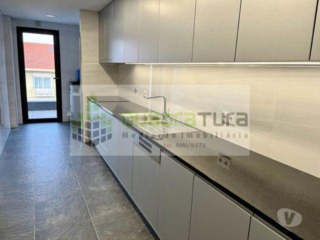 Apartamentos a venda Porto - Fotos para Apartamento T3 Boavista Suite c Varanda (ED 10053(1))