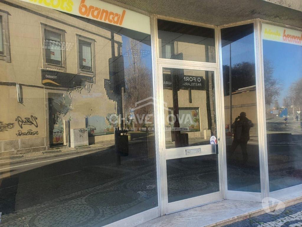 Comprar Loja Matosinhos - Fotos para Arrendamento Loja - Junto ao mercado de Matosinhos