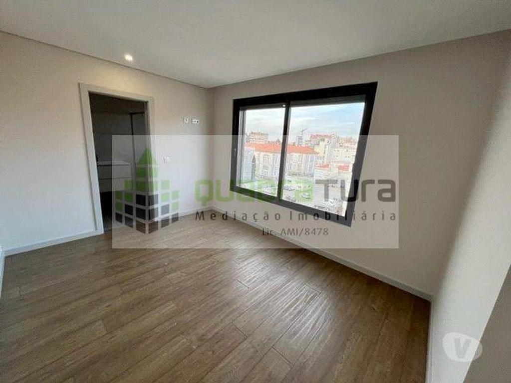 Apartamentos a venda Porto - Fotos para Porto-Apartamentos T2 Boavista Suite c Varanda (ED 10053)