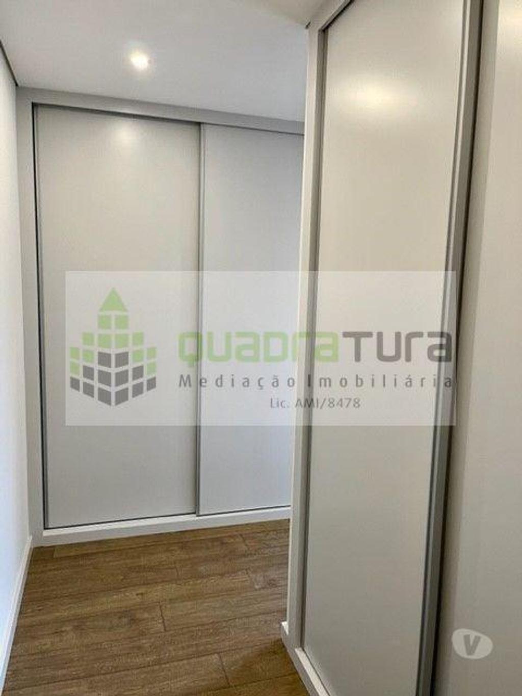 Apartamentos a venda Porto - Fotos para Porto-Apartamentos T2 Boavista Suite c Varanda (ED 10053)