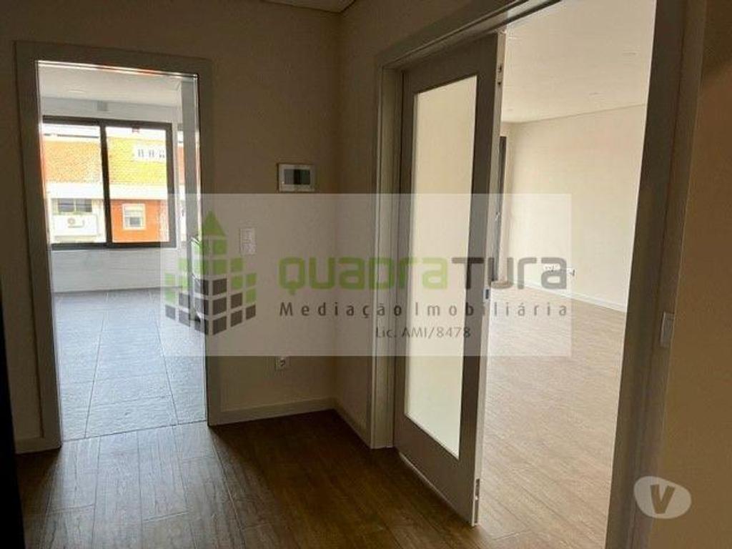 Apartamentos a venda Porto - Fotos para Porto-Apartamentos T2 Boavista Suite c Varanda (ED 10053)